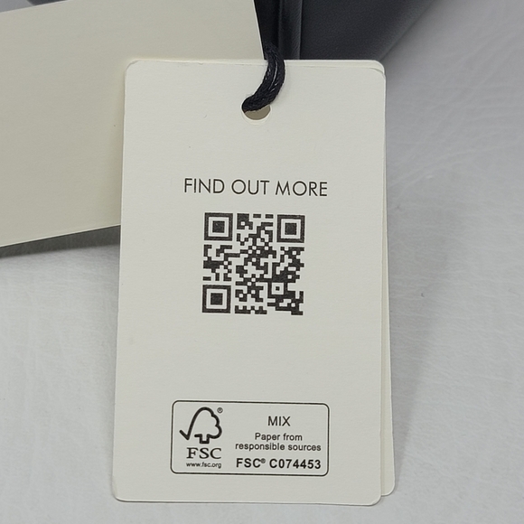 Ted Baker Black Leather Camera Gold Colored Hardware Crossbody Handbag Purse New - Picture 7 of 15